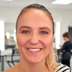 cours-auto-maquillage-naturel-lea-wake-up